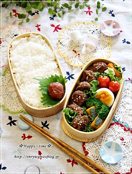 一口ハンバーグ弁当♪_f0348032_18303077.jpg