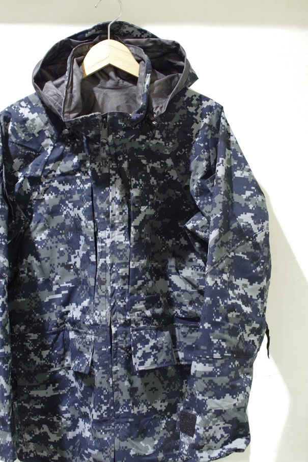 USN \"NWU\" GORE-TEX PARKA / Small-Short !!!_d0257333_22042662.jpg