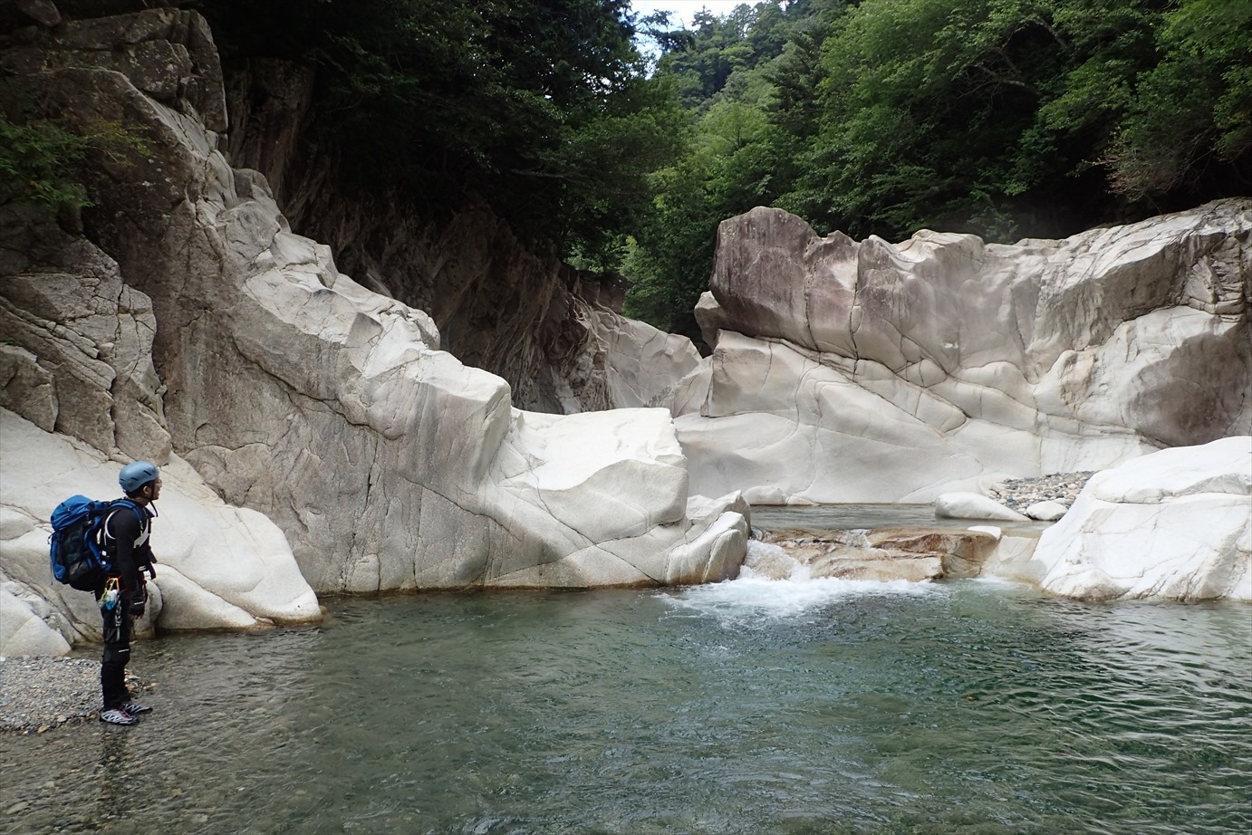 f0348933_22071672.jpg