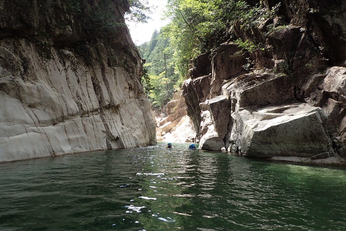 f0348933_22200154.jpg