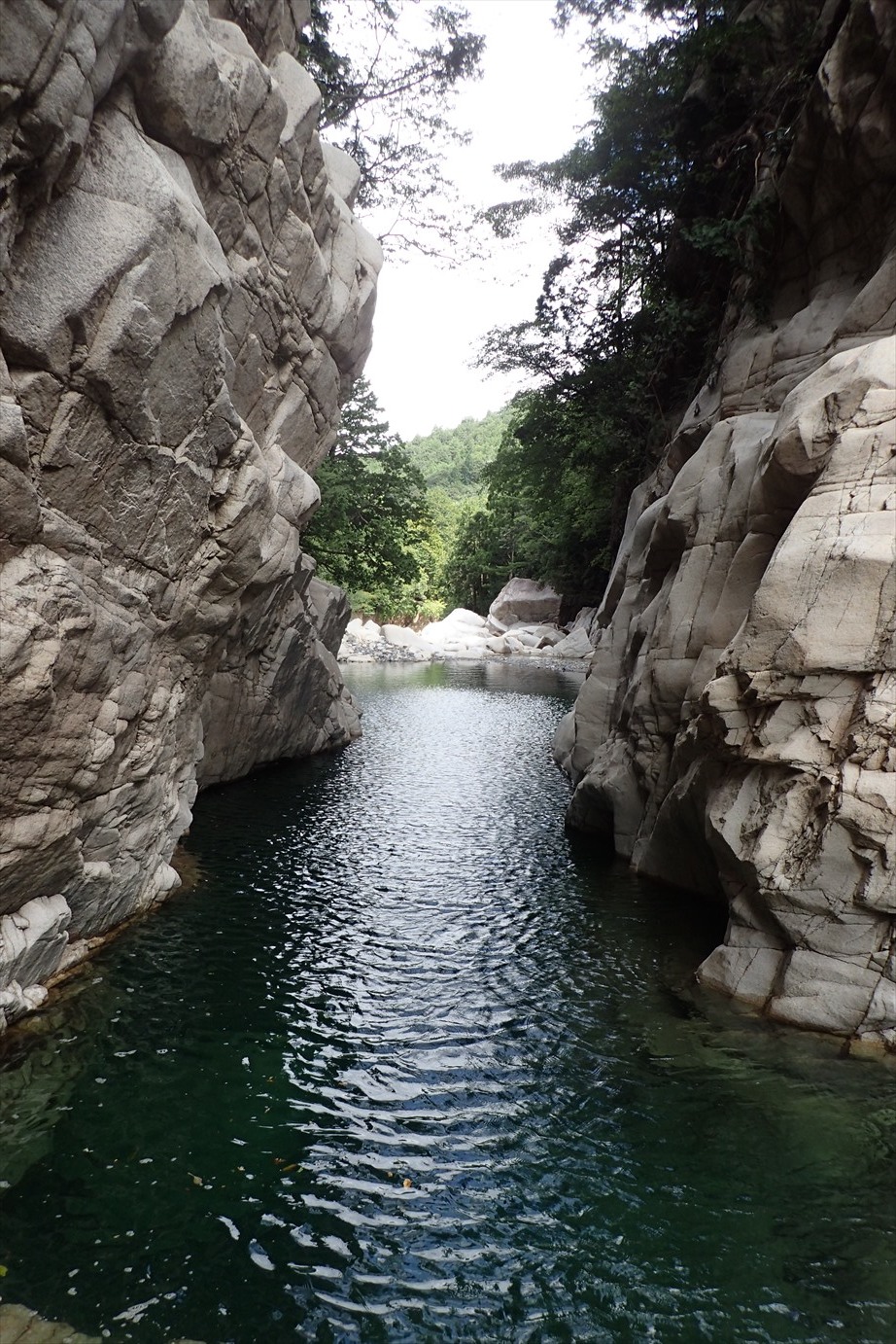 f0348933_22203004.jpg