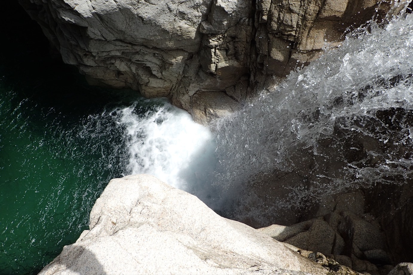 f0348933_22312130.jpg