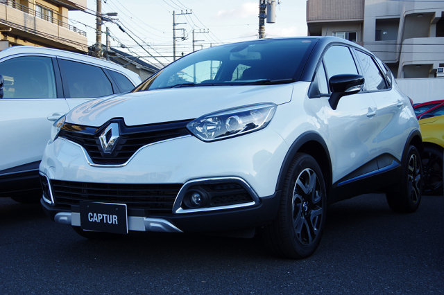 Kadjar と Captur_c0005077_21090164.jpg