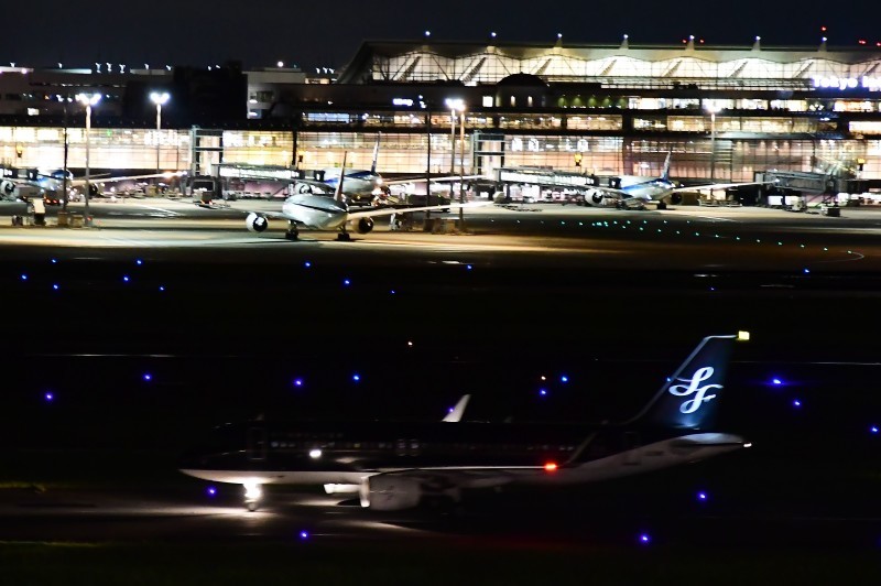 2017/09/02 羽田空港夜撮影_e0358709_18512753.jpg