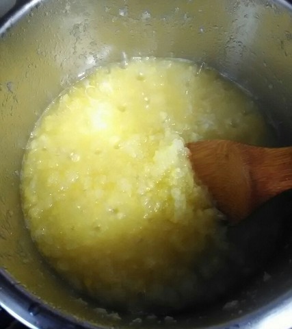 型なしで 台湾風パイナップルケーキ 少々いびつ くにまんが日記