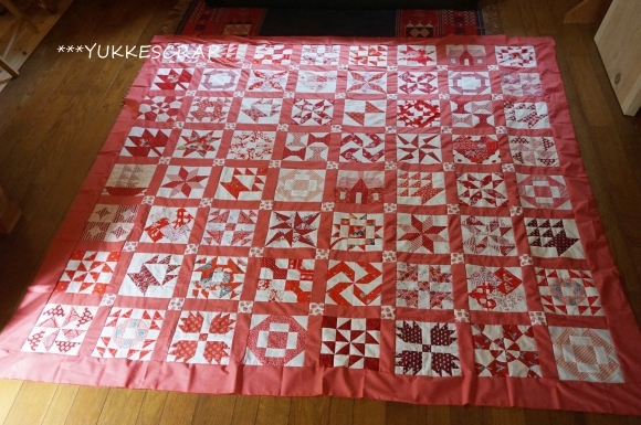 今週のパッチワーク ～赤のサンプラーキルト 64枚つながりました