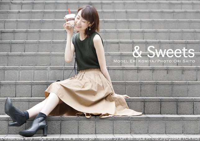 Sweets 立てば芍薬座れば牡丹 歩く姿は百合の花 とは小宮衣里さん でもってsony riiのモアレ問題とphotoshop補正前補正後 さいとうおりのお気に入りはカメラで