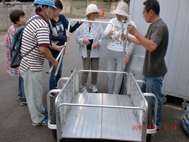 より多くの方が役員を経験し層の厚い防災体制を! 新たな体制で臨んだ駿河台三丁目の夏季防災訓練_f0141310_07215046.jpg
