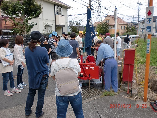 より多くの方が役員を経験し層の厚い防災体制を！　　新たな体制で臨んだ駿河台三丁目の夏季防災訓練_f0141310_07230149.jpg