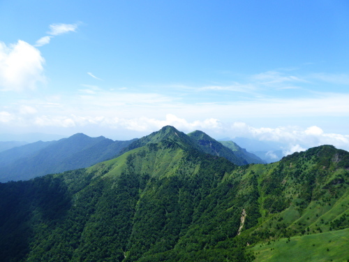 石鎚山登山(^^♪_e0238313_07155301.jpg