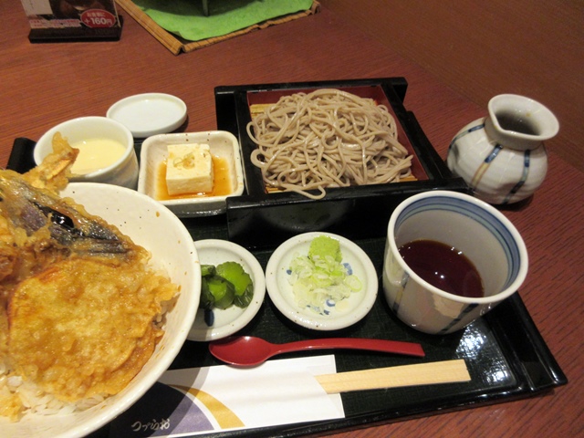 【「つづらお」で季節の天丼ご膳】_b0009849_17585661.jpg