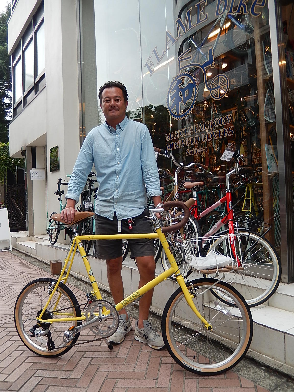 9月4日　渋谷　原宿　の自転車屋　FLAME bike前です_e0188759_18535579.jpg