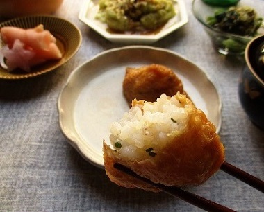 『ハウス梅肉』でいなり寿司がパパっと美味しい♪_a0305576_06110060.jpg