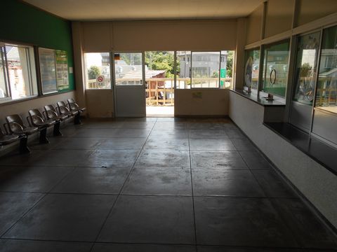 真夏の北日本海鉄道 4 (信越本線 鯨波駅~青海川駅/越後線/ほか)_b0005281_20531294.jpg