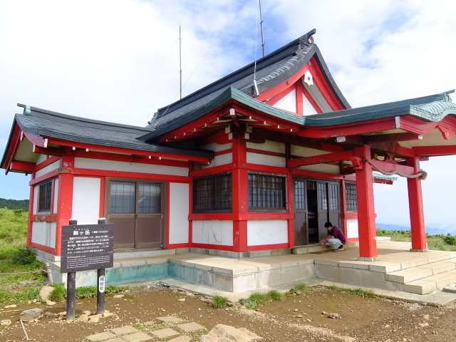 芦ノ湖で船に乗り、箱根駒ケ岳へ行き、石畳の旧街道を歩く_f0100593_07455274.jpg