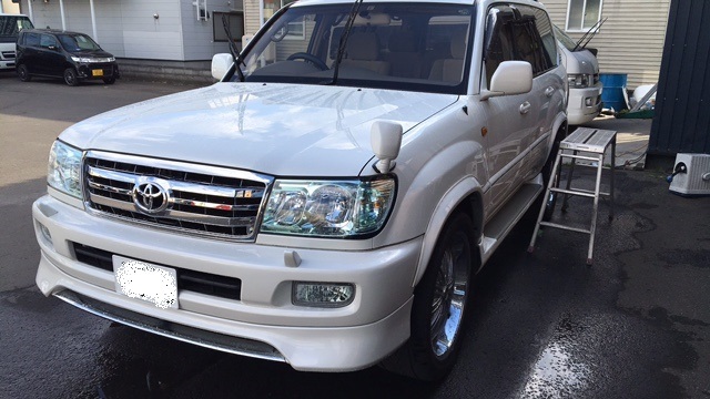 ★ランドクルーザー100 ガラスコーティング★(白石店)_c0161601_15243642.jpg