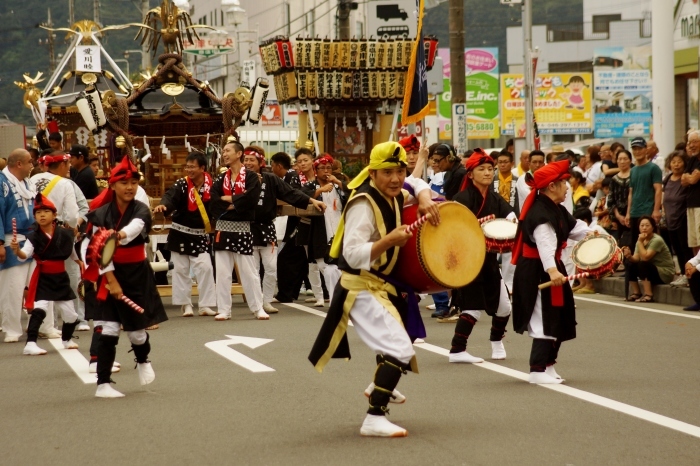 ■【第１０回愛川夏祭り】中津商店街にてのスナップです。_b0033423_02063633.jpg