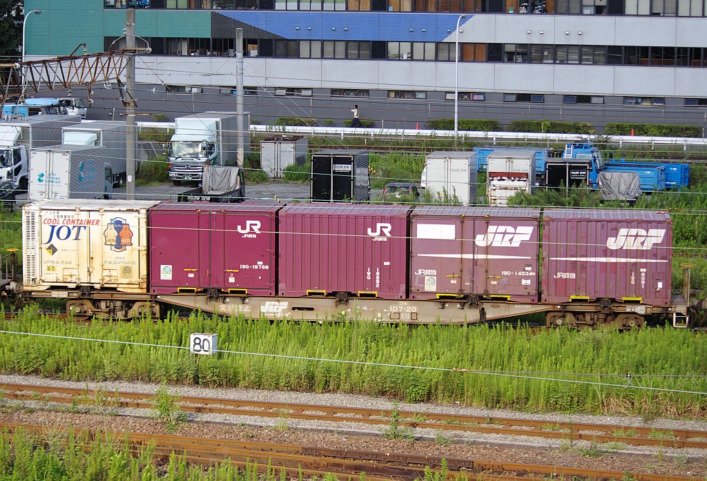 f0203926_23273289.jpg