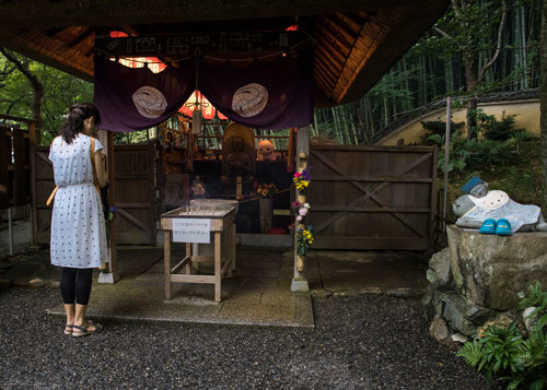 化野（あだしの）念仏寺の千灯供養（その１）_e0360431_09224560.jpg