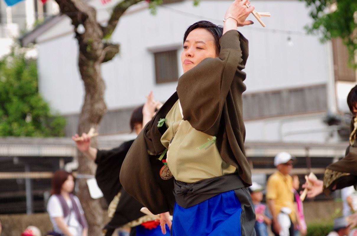 ２０１７高知よさこい祭り本番２日目その４０ ダンスクリームａｚｕｋｉ ｂｙ 建匠 ヒロパンのよさこいライク N Vanライフ