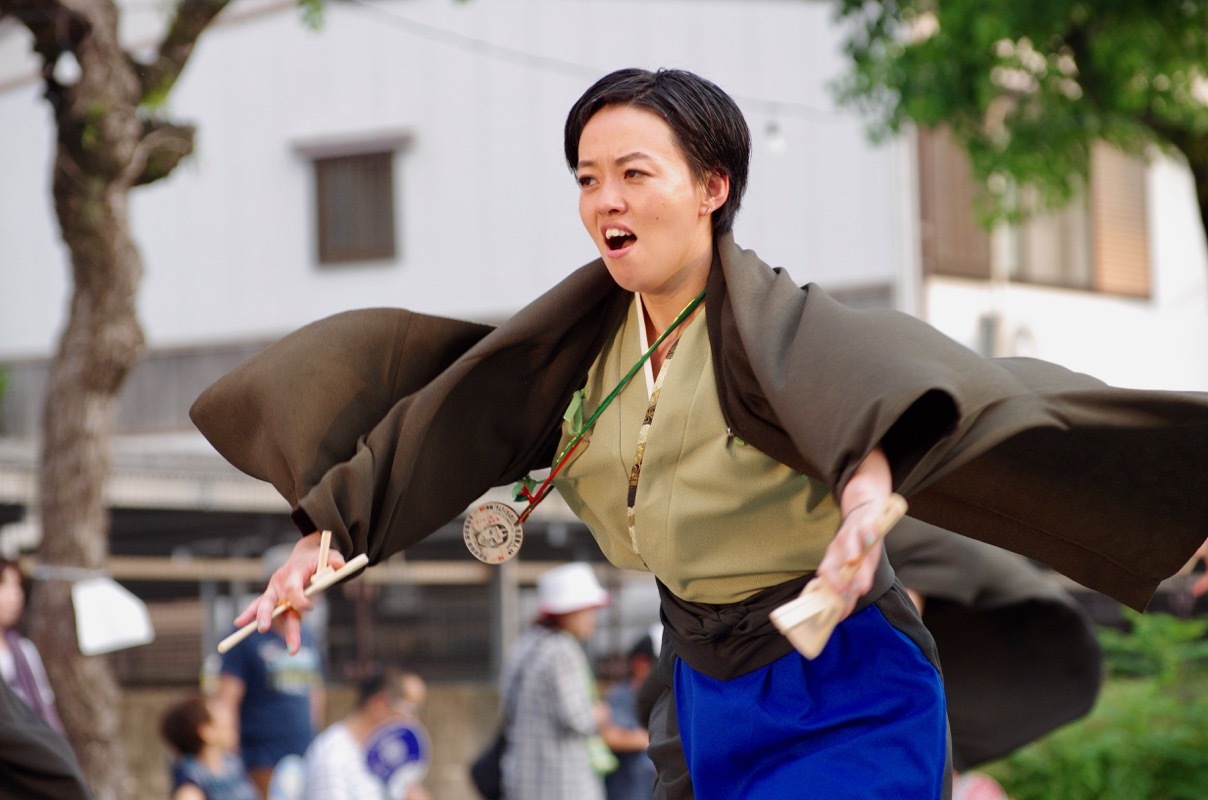 ２０１７高知よさこい祭り本番２日目その４０ ダンスクリームａｚｕｋｉ ｂｙ 建匠 ヒロパンのよさこいライク N Vanライフ