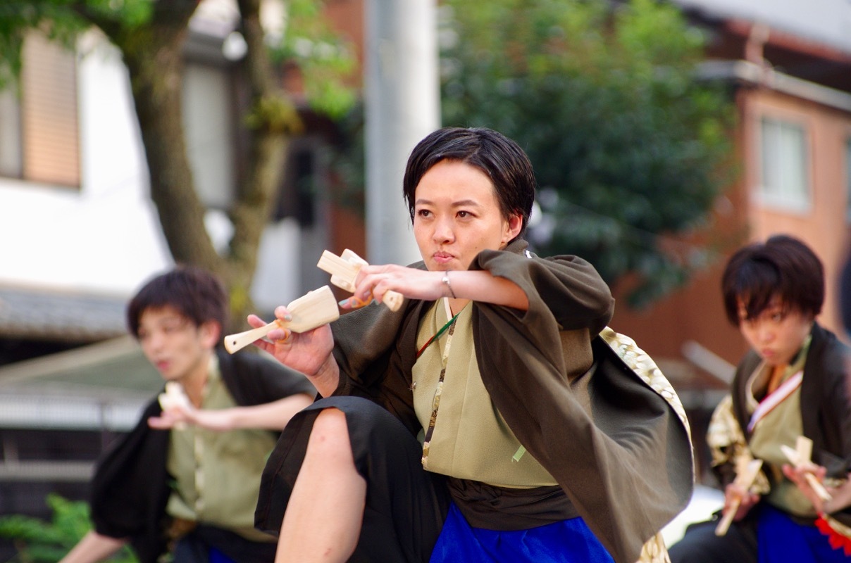 ２０１７高知よさこい祭り本番２日目その４０ ダンスクリームａｚｕｋｉ ｂｙ 建匠 ヒロパンのよさこいライク N Vanライフ