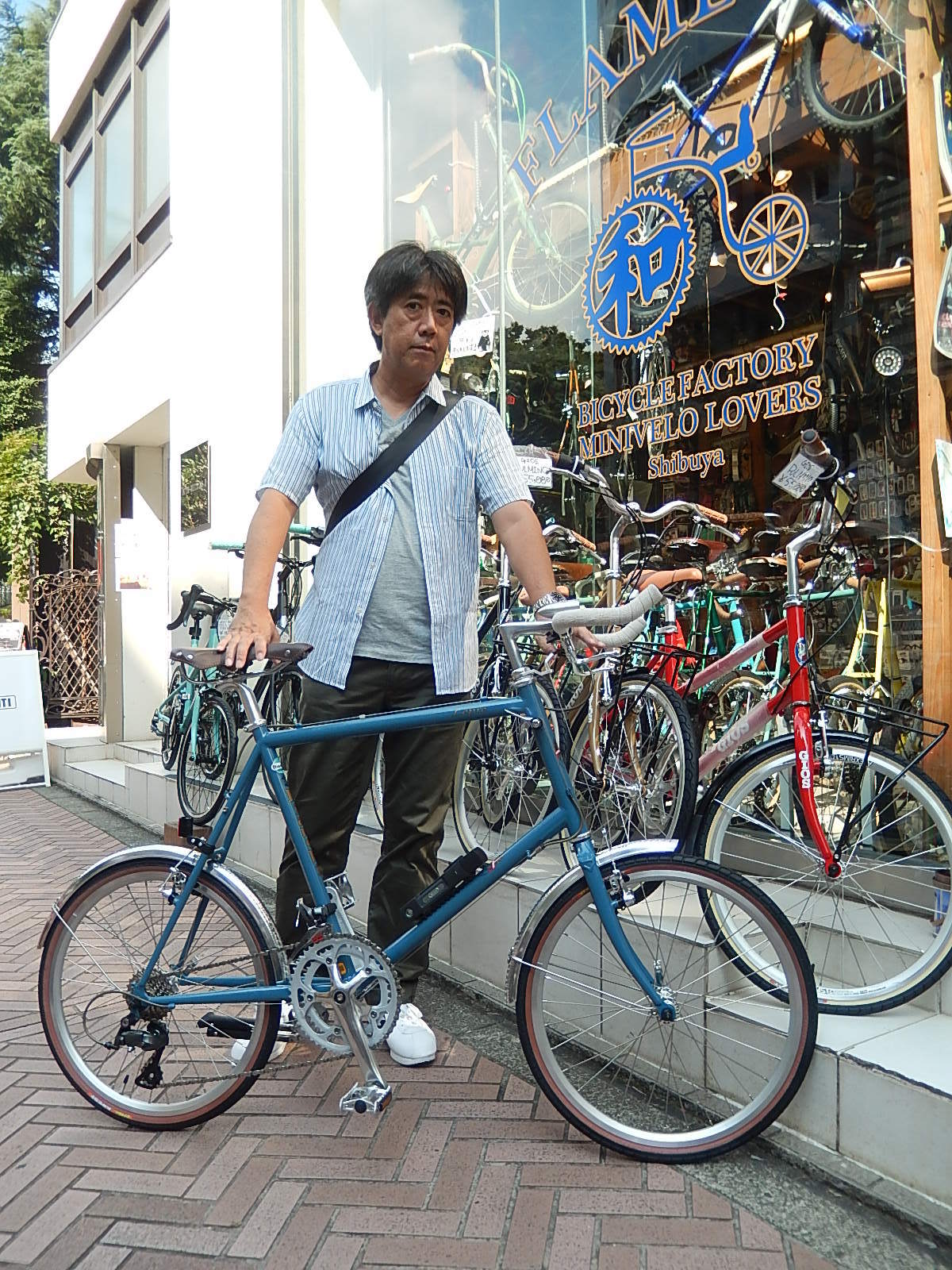 9月9日　渋谷　原宿　の自転車屋　FLAME bike前です_e0188759_19454212.jpg
