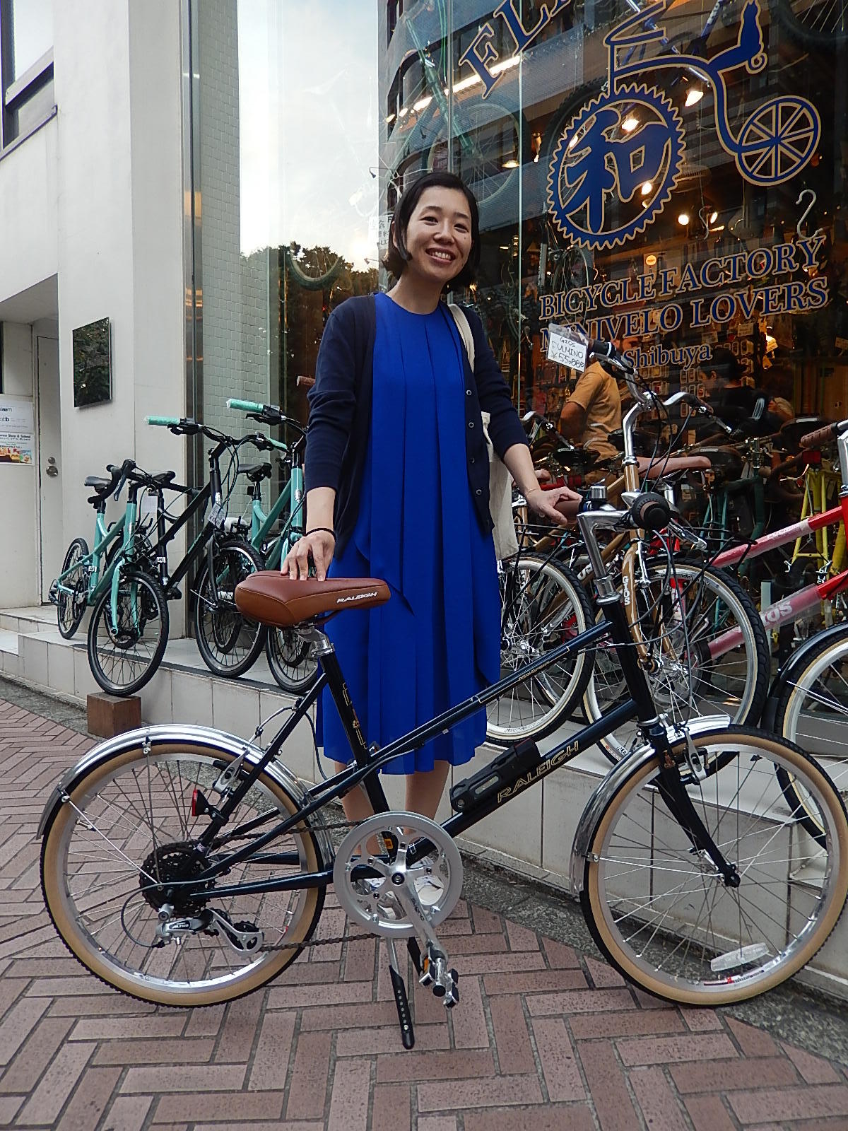 9月9日　渋谷　原宿　の自転車屋　FLAME bike前です_e0188759_19454854.jpg