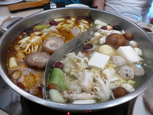 赤坂「薬膳火鍋専門店 天香回味 赤坂別館」へ行く。_f0232060_17555466.jpg