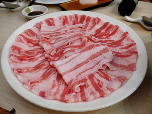 赤坂「薬膳火鍋専門店 天香回味 赤坂別館」へ行く。_f0232060_1756762.jpg