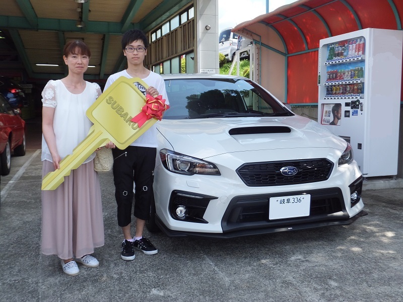 スバルの軽快さとドイツ車の重厚さを語る_f0076731_20515303.jpg