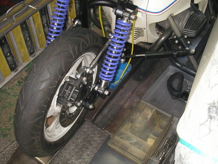 BMW サイドカー用アールズフォーク製作_e0218639_15300227.jpg