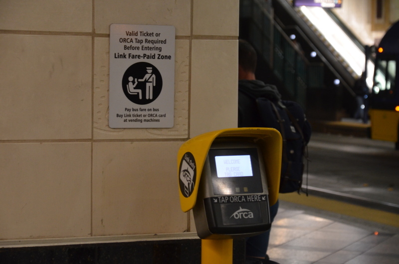 シアトル・ダウンタウンからセーフコフィールド（SAFECO FIELD）へ。バスや電車でのアクセス方法。_f0054556_13011794.jpg