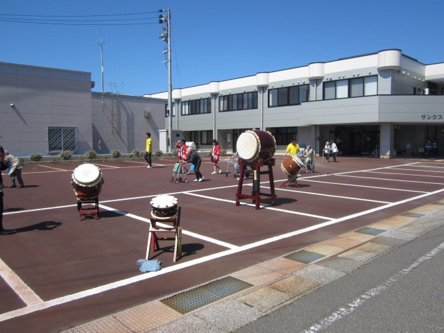 秋晴れの秋祭り_e0148662_08535825.jpg