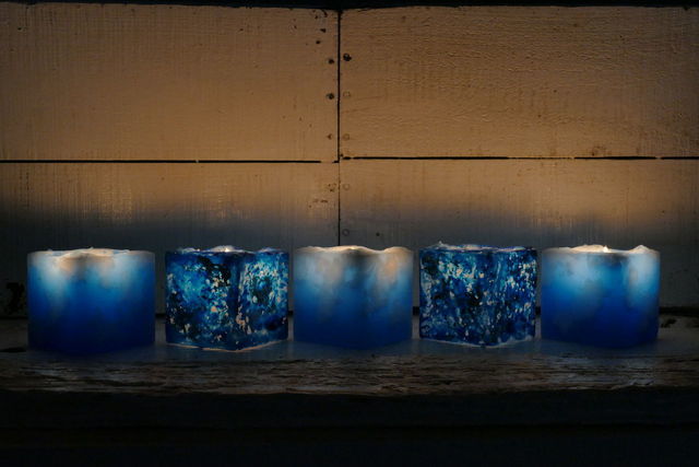 真っ青な空をそのまま切り取ったようなCANDLE♡_b0125570_11154168.jpg