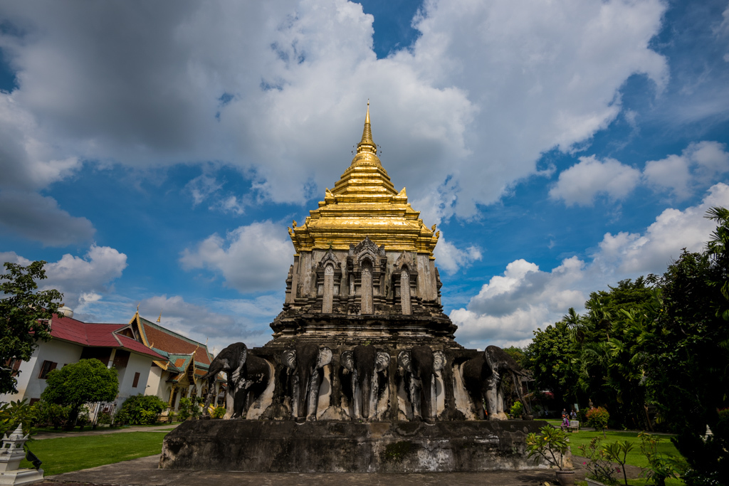 夏旅のタイ・見仏巡礼記 ３【チェンマイ】_b0247073_19551893.jpg