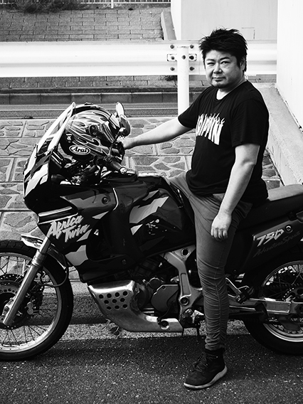岸 貴宏 & HONDA AfricaTwin750(2017.08.27)_f0203027_14290335.jpg