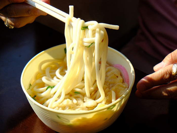 「うどんの自販機よ永遠に ますます益田ツアー 自販機コーナーオアシス」_a0000029_9213663.jpg