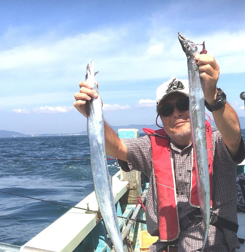 洲本沖の太刀魚釣り_b0282431_09425236.jpg