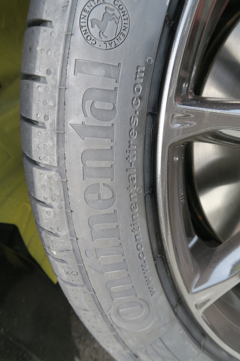 スバルの軽快さとドイツ車の重厚さを語る_f0076731_21473416.jpg