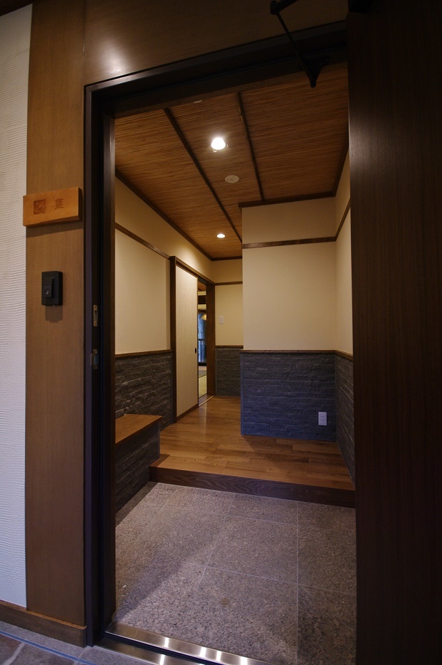旅館ホテル改修のポイント その373 客室玄関改修 旅館ホテル改修設計 設計事務所アトリエ15のブログ