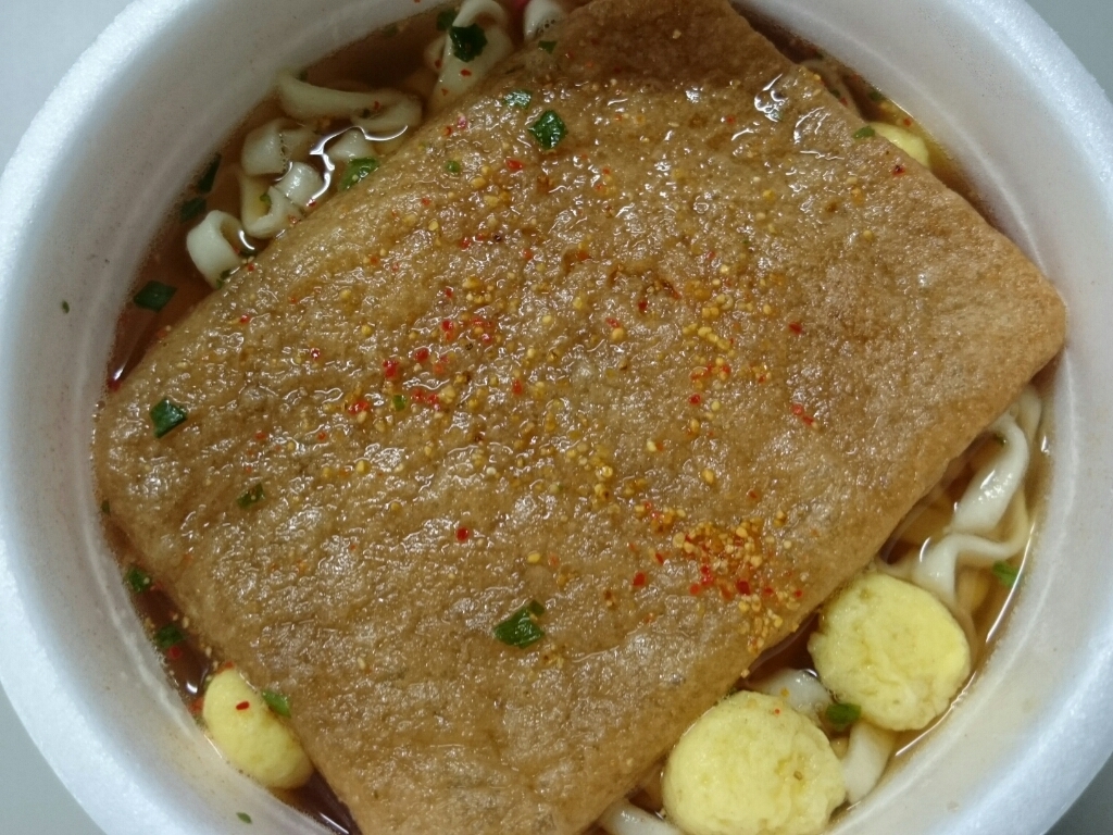9/11夜勤飯 マルちゃん 赤いきつね北海道 ¥95_b0042308_01472364.jpg