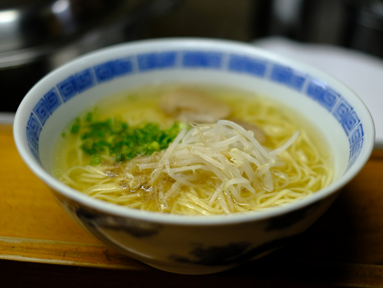 「おいしい益田を新発見。絣のお刺身、じょう一の一寸法師定食、SakeLabo暢ぺの和牛カツレツ」_a0000029_19333658.jpg