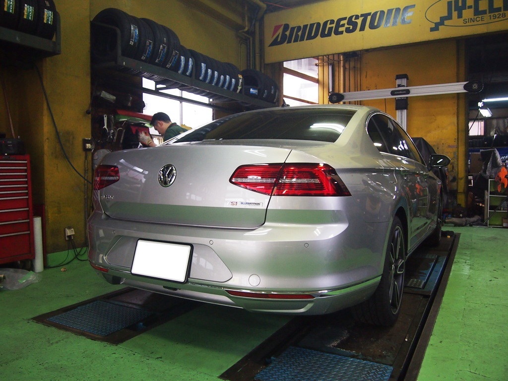 VW・パサート、ヒッチメンバー取付_e0188729_15145517.jpg