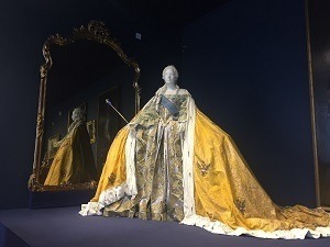 ロシアの旅~サンクトペテルブルグ②_f0233340_16130957.jpg