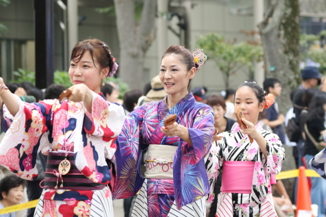 原宿表参道元氣祭 スーパーよさこい2017 (11)_f0364847_21570056.jpg