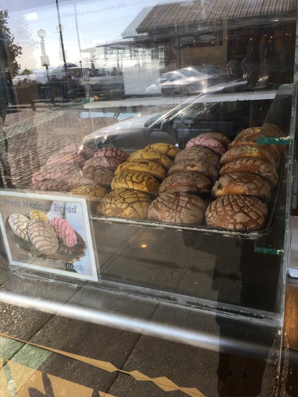 とりあえず、シアトル行ったら寄ってくよね！「PIKE PLACE MARKET(パイクプレイスマーケット）」_f0054556_19481315.jpg