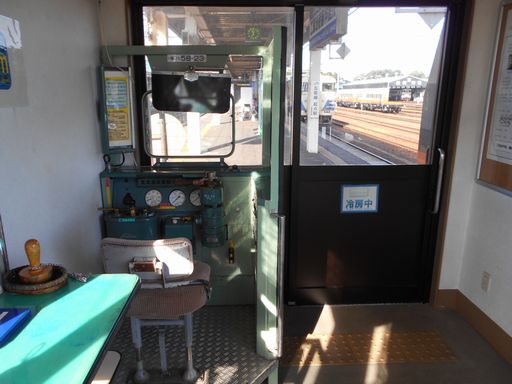 真夏の北日本海鉄道 6 (五能線)_b0005281_21535537.jpg