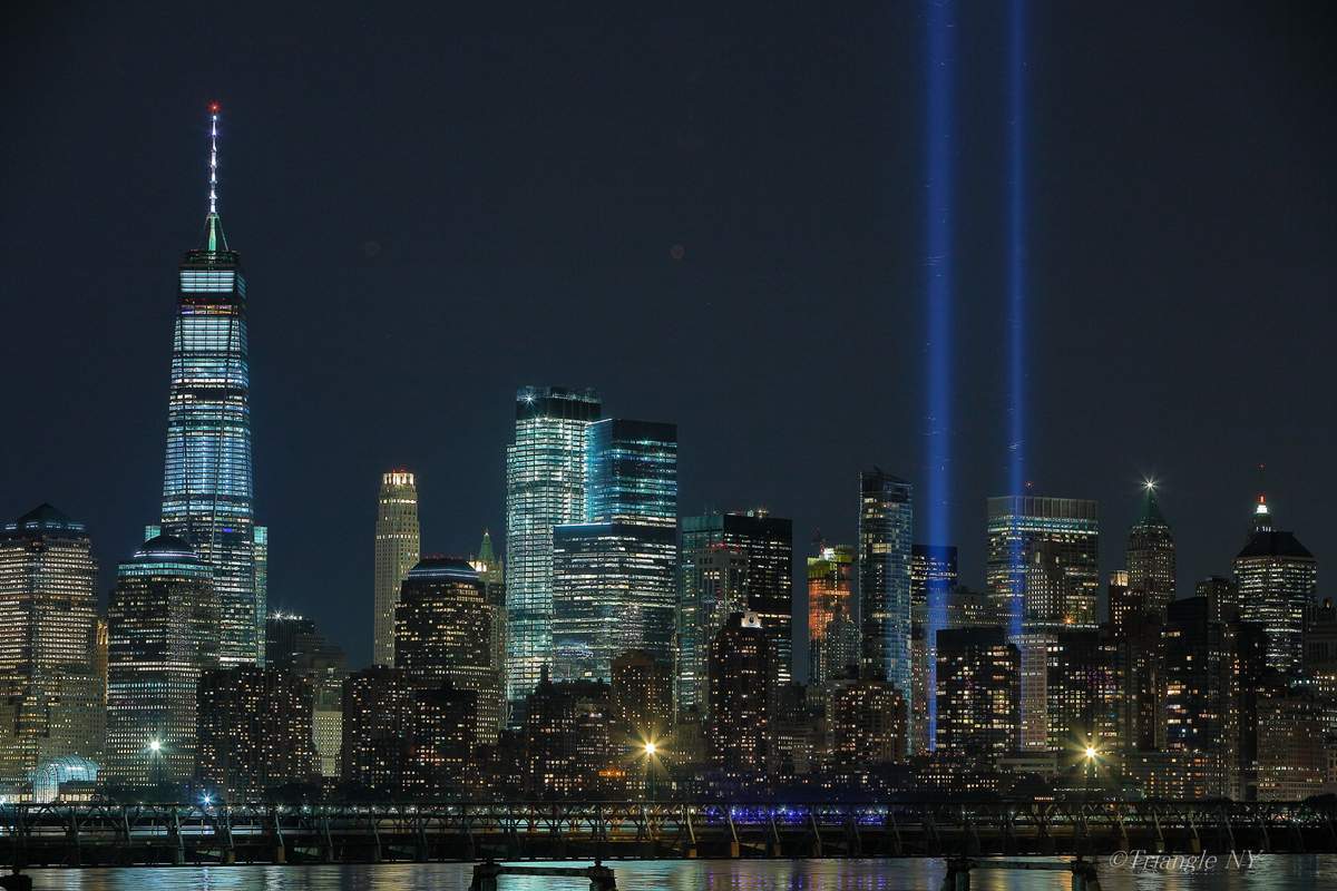 Tribute in Light 2017_a0274805_01453712.jpg
