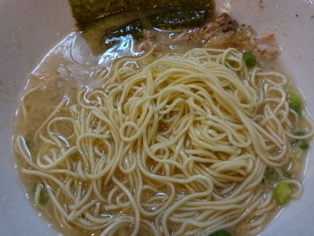 9/13 らーめん専門店小川高幡不動店 半チャーシュー麺¥880 + 替え玉¥100_b0042308_19210915.jpg